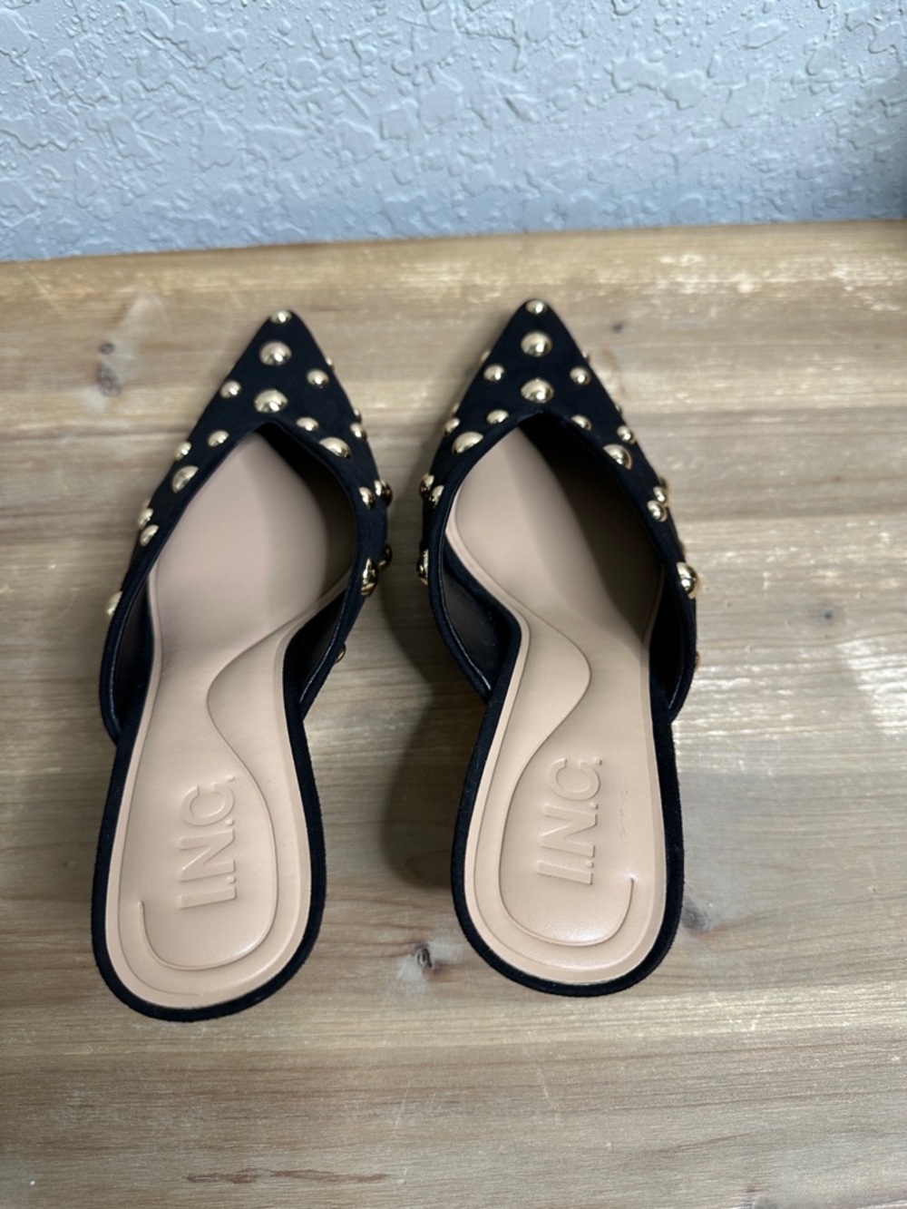 I.N.C. Women's Genevie Black and gold studded Pointed Toe Heeled Mules size 6.5 - Picture 9 of 15